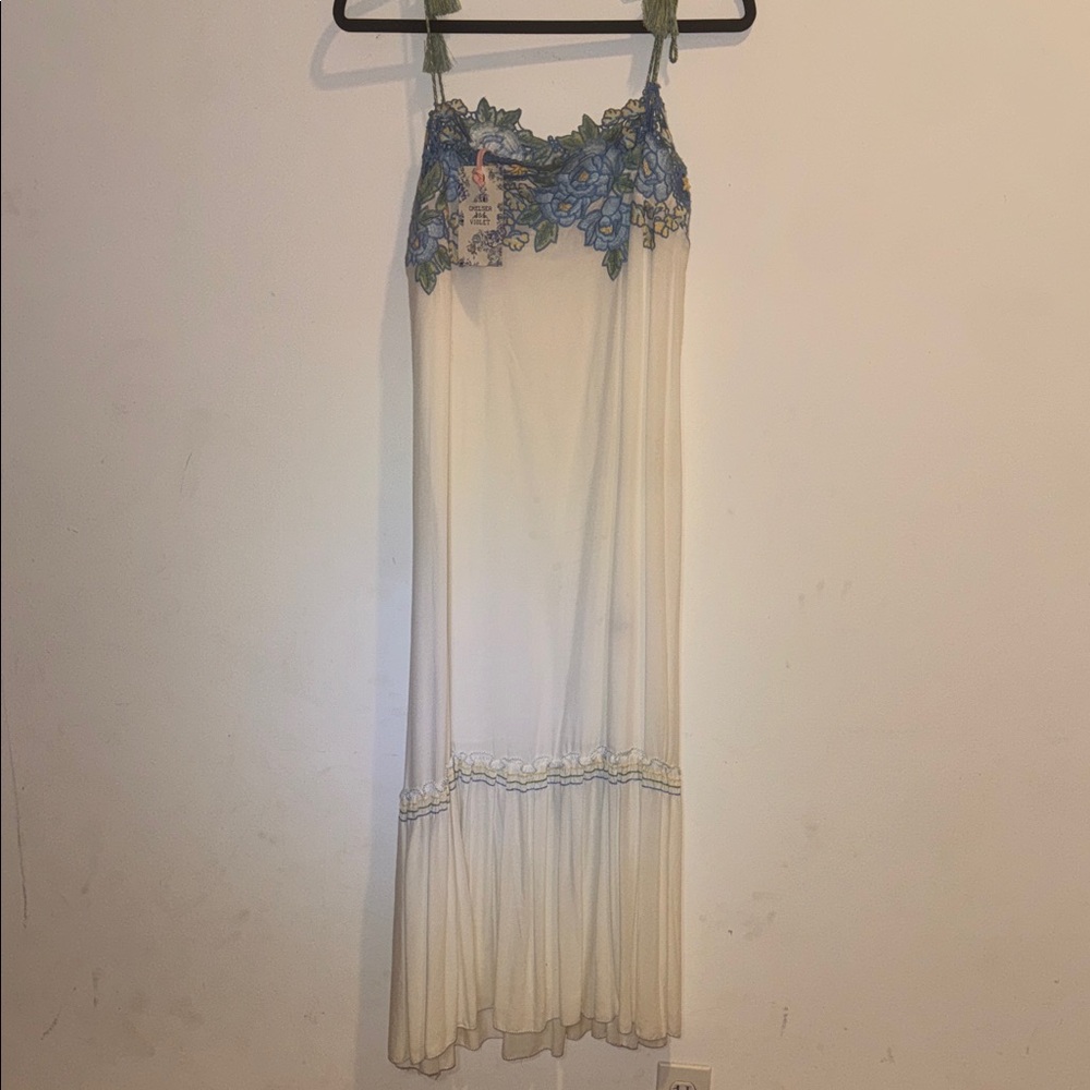 NWT Chelsea and Violet white  Dress with Blue Floral Lace